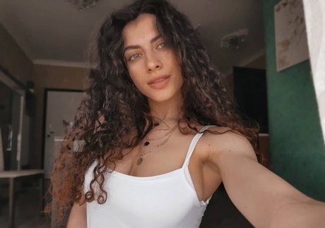 Martina Miticocchio star free galleries