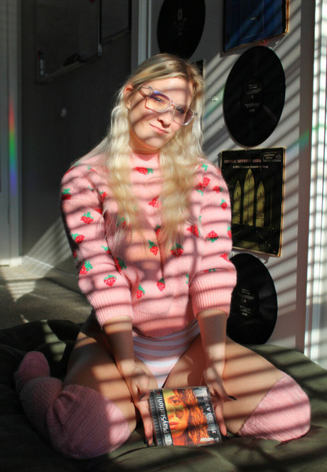 sarahshaye star art archive