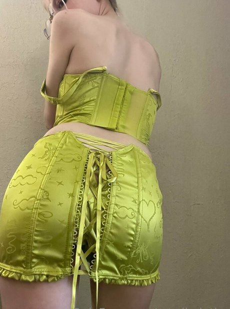 rosalieduthe nude model pictures