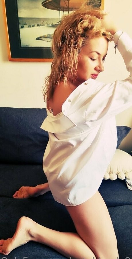 cuteblonde85 profile image