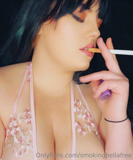 smokingbellafree naked pornstar images