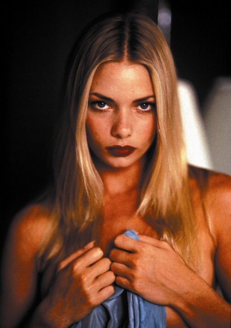 Jaime Pressly star naked img