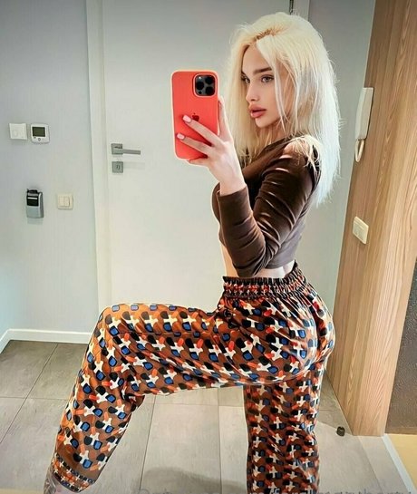 feralmaryberry hot pornstar images