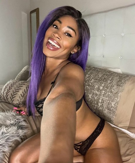 Ariane Andrew star galleries