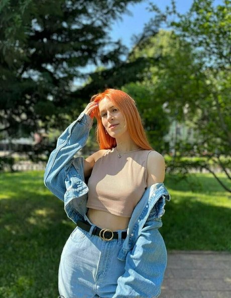 rebekka red fox pornographic star image