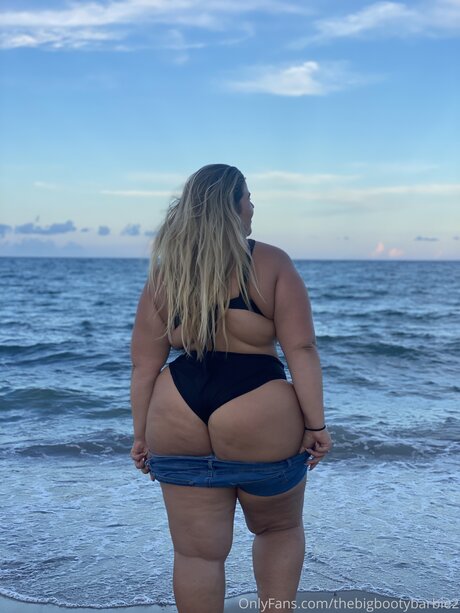 thebigbootybarbie2 adult star picture