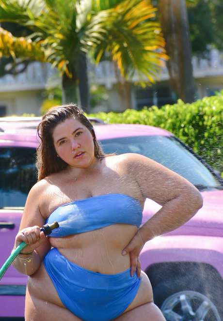 thebigbootybarbie2 sex star archive