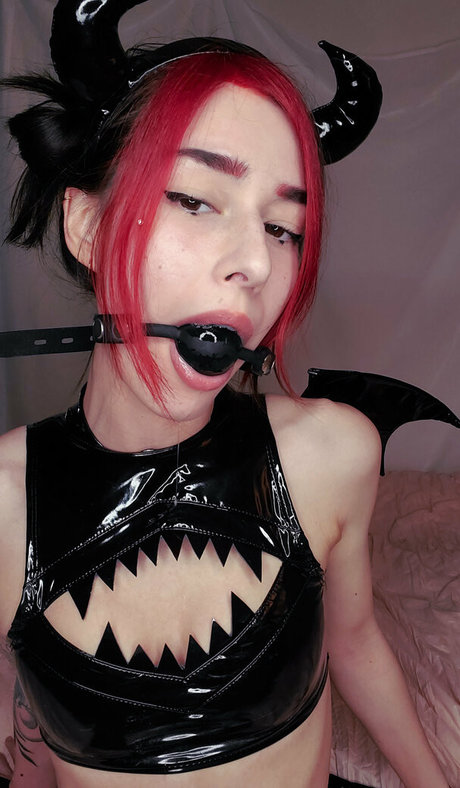 lilbathory star free photo