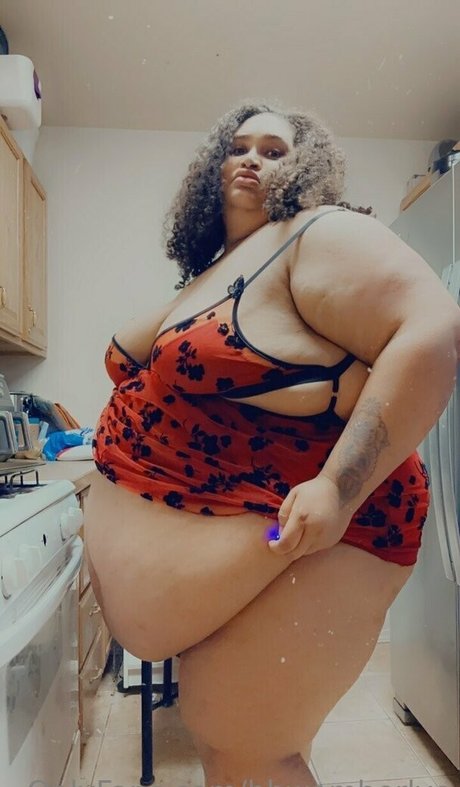 bbwamberlve erotic actress archive