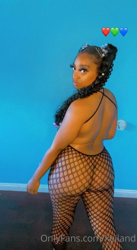 keiland pornstar naked image