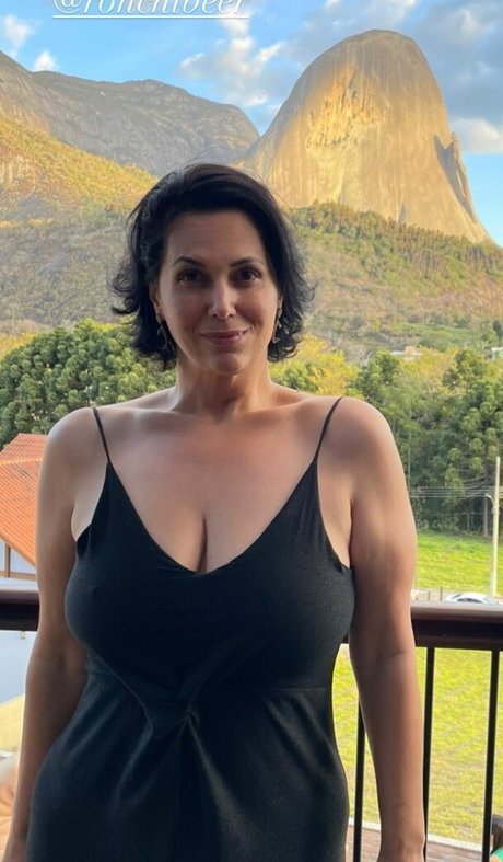 Ileuza Elias erotic star galleries