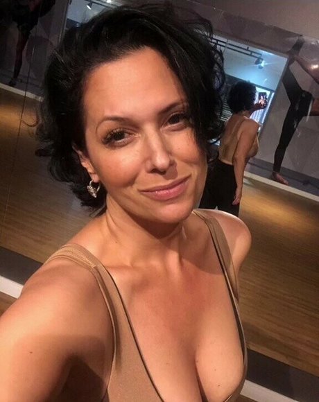 Ileuza Elias hot pornstar pictures