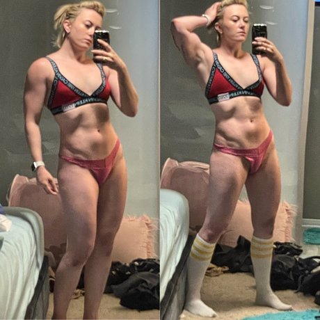 Claire Max profile image
