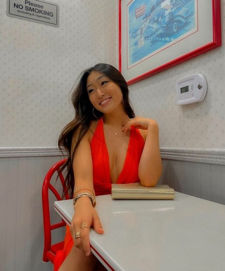 Paige Taylor model porn pictures
