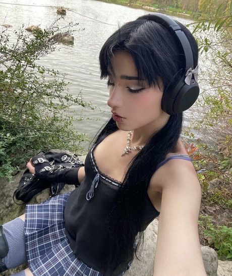Arielle Maxine star art image
