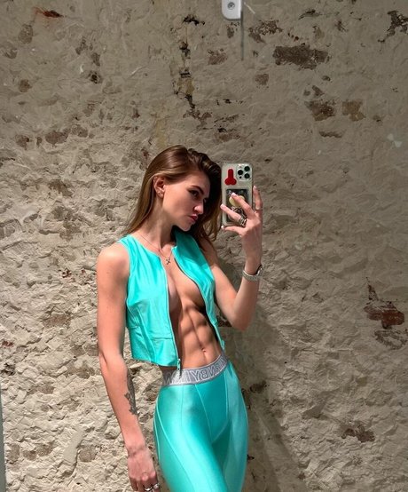 Anastasiia Mironova pornstar erotic image