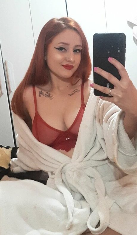 Ana Julia Kopcinski sexy actress images