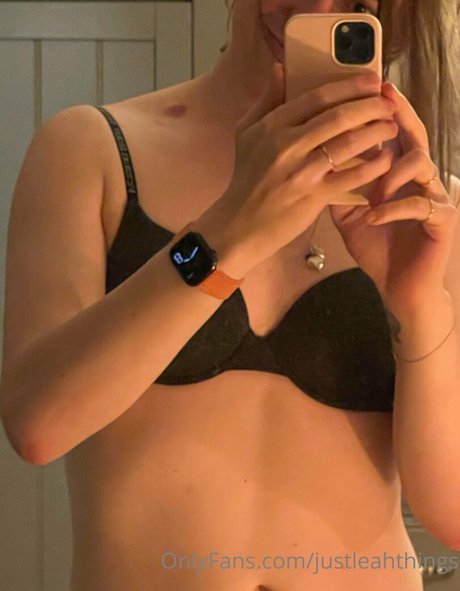 justleahthings model nudes pic