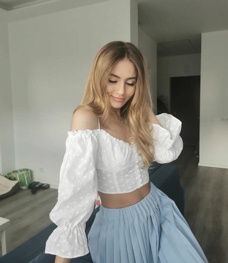 itsSky star sexy galleries