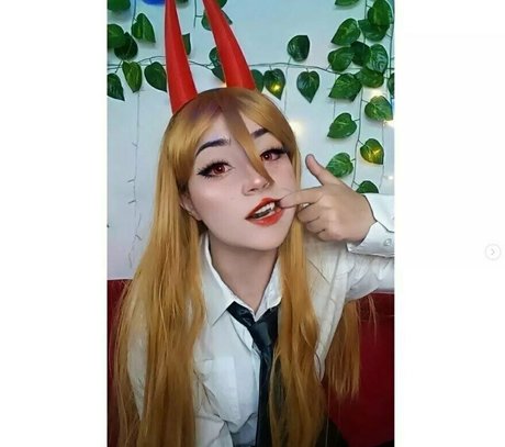 mimitsumiko model beautiful photo