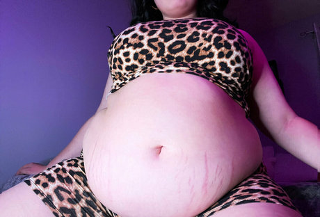 cakedupkayyla nice model img