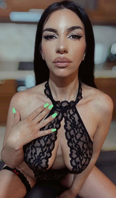 TitiTitaki beautiful pornstar gallery