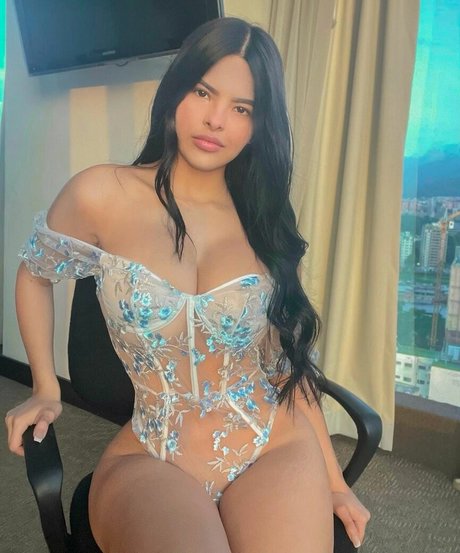 girlfriend onlyfans art naked gallery