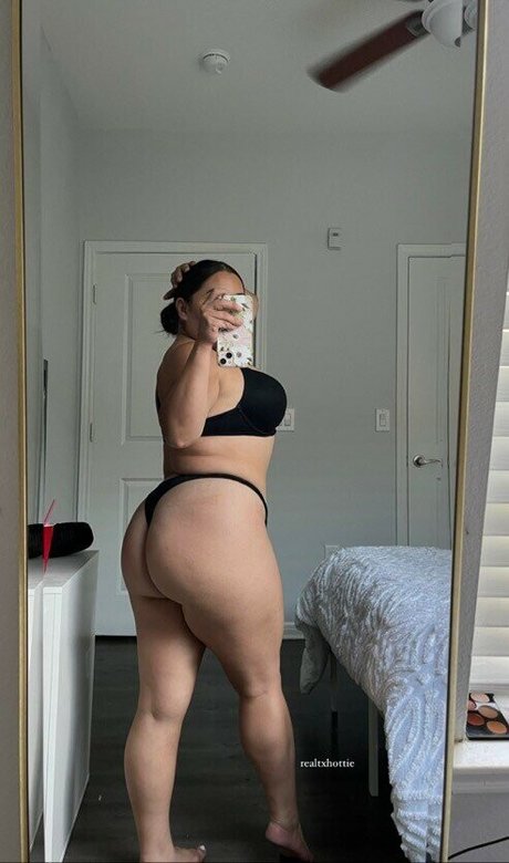 realtxhottie nude star images