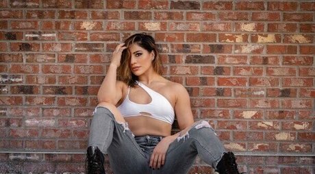 girlfriend onlyfans free sexy pictures