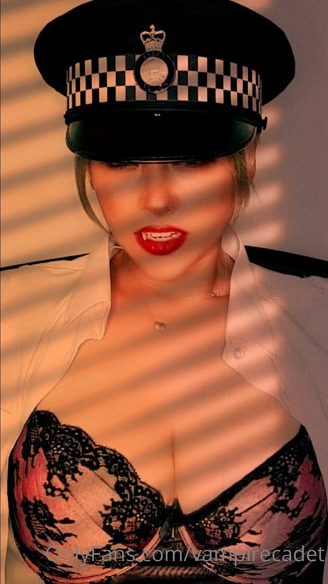 Vampire Cadet pretty actress galleries