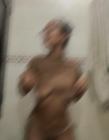 Manuela valenzuelaaa naked pornstar image