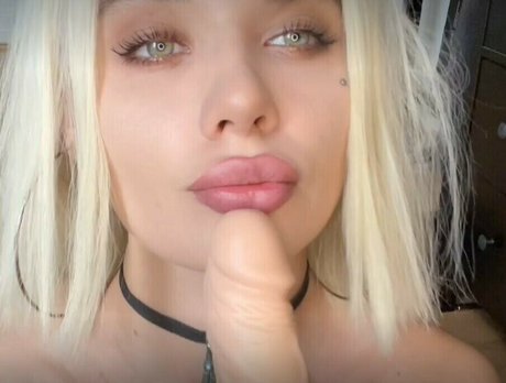 Sweet Aliceee top pornstar photo