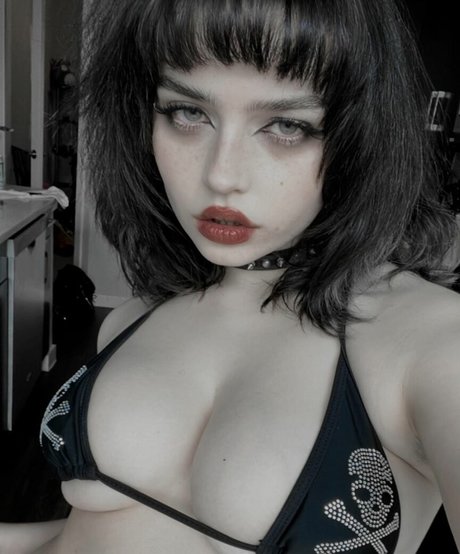 mature squirt onlyfans naked pics