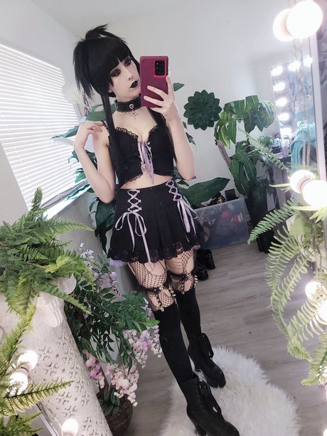 Eroticneko model pretty pic