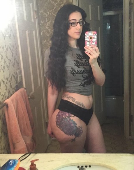 sarahexposed erotic star images