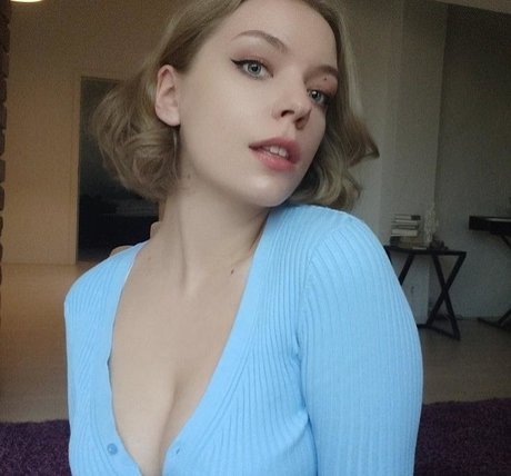 jovi fragole pornstar erotic pic