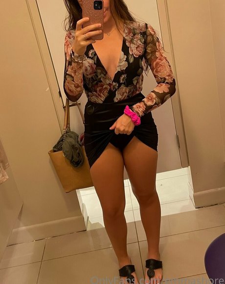 Emmashore naked model galleries