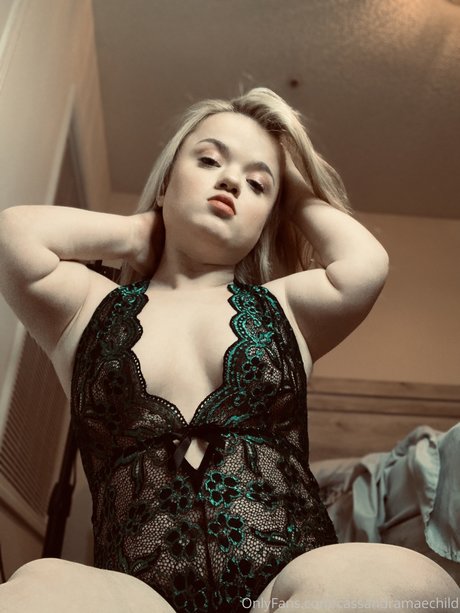 Cassandra Mae Davis xxx star image