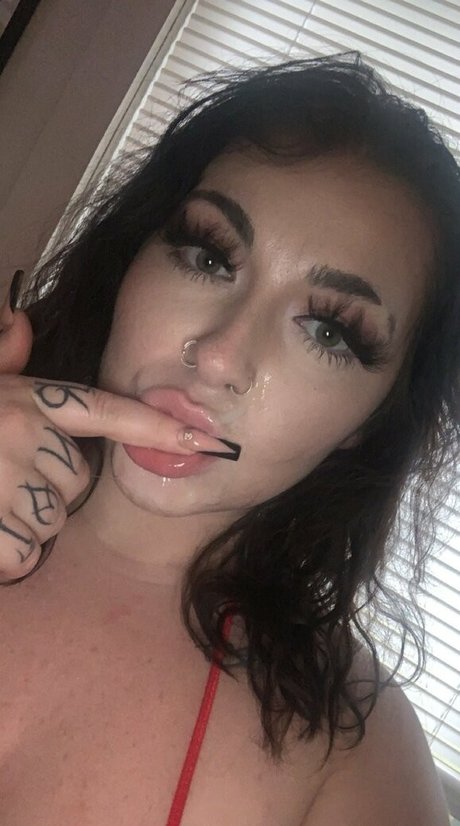 Kalgirl up nudes model image