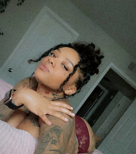hurricane tori beautiful model photos