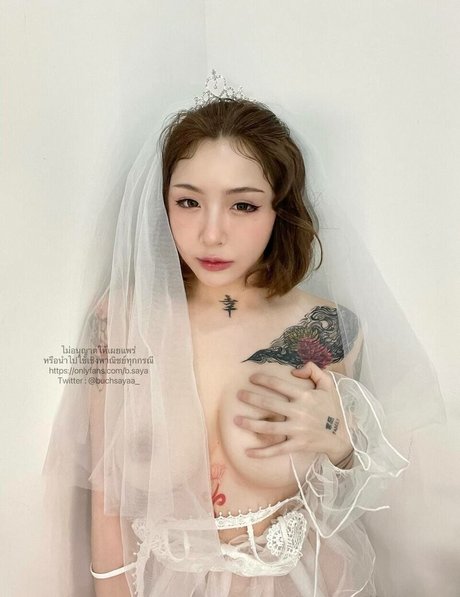 b saya top model images
