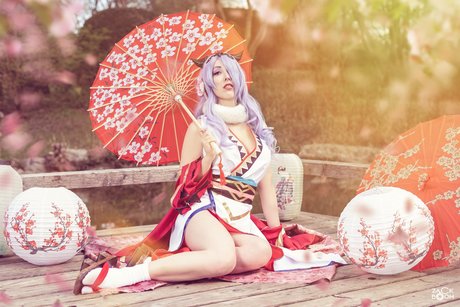 Pink Fluffy Kitchicorn model erotic pics