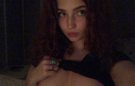 Scarlett Somebody pornographic model photos