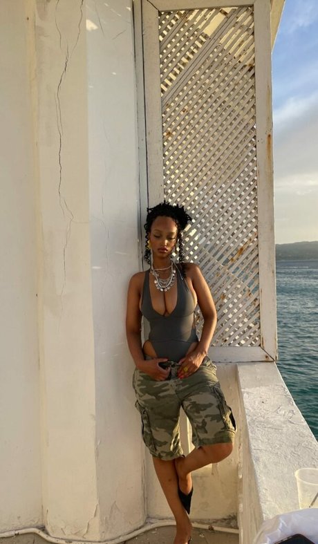 Solaya Ismail pornographic actress pictures