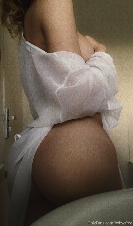 ariafreee top model galleries