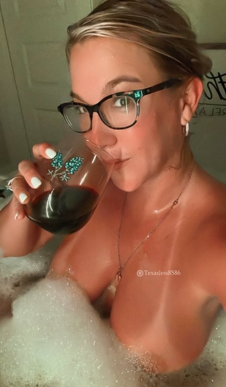 TexasJess8586 profile image