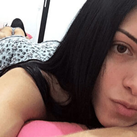 Milena Albuquerque sexy star image