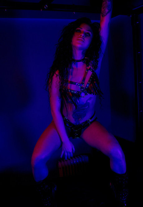Huntress Artemis xxx star photos