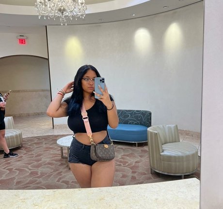 jucykitty hot model archive