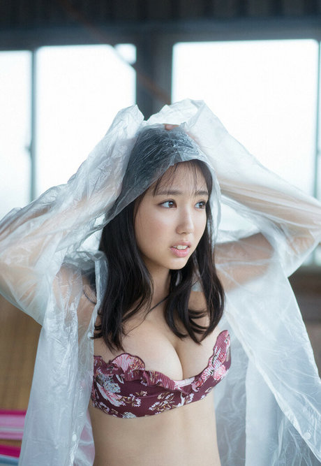Aika Sawaguchi nude actress pics